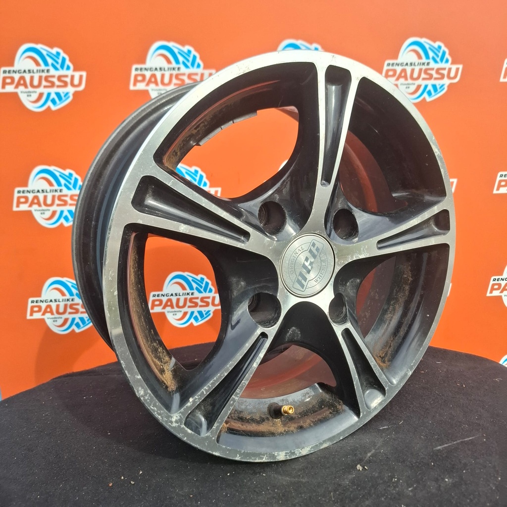 Käytetty vannesarja 4x114,3 ET20 KR73,1 5,5x13"