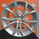 Käytetty BMW Style 594 vannesarja 5x120 ET18 KR74,1 9x19"