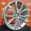 Käytetty BMW Style 594 vannesarja 5x120 ET18 KR74,1 9x19"