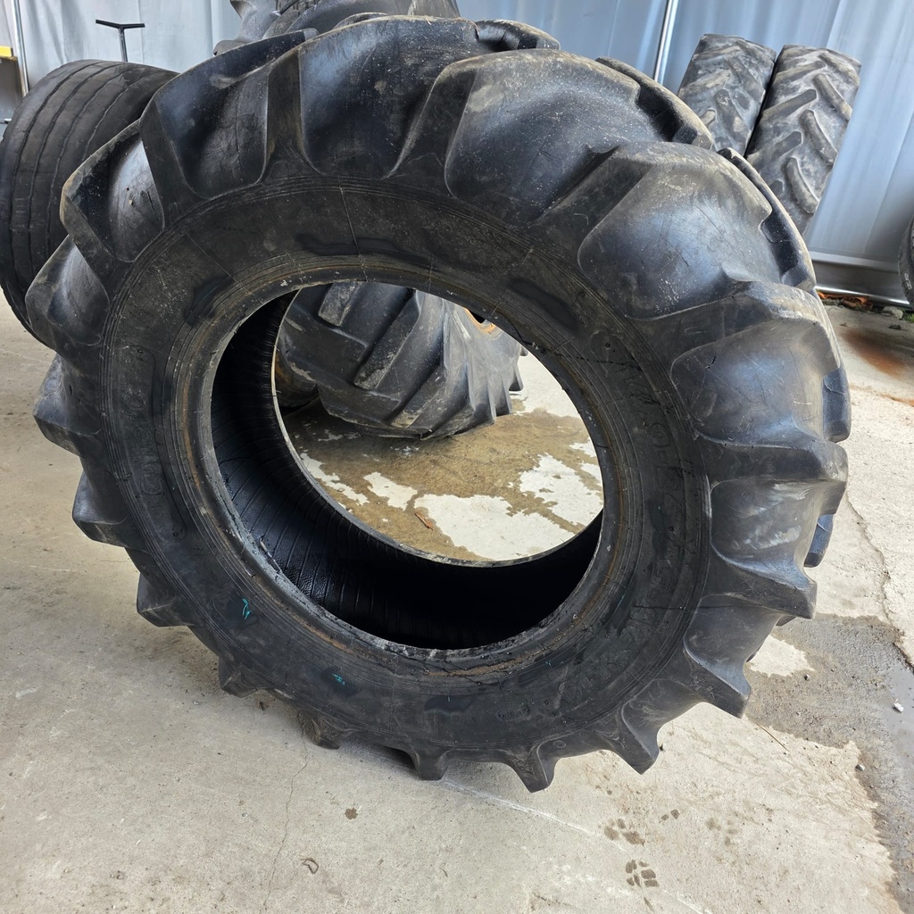14.9-24 8pr CULTOR AS-AGRI 19 Käytetty rengas DOT-15  25mm (Kuivumaa)