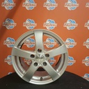 Käytetty DEZENT vannesarja 15"