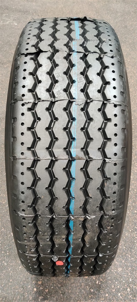 385/65R22.5 KA PINNOITETTU P18 SIS. 1 CONTINENTAL RUNKO XL DRIVE