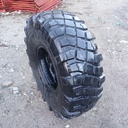 325/85R16 137J MICHELIN XML Käytetty pintaa ~15mm