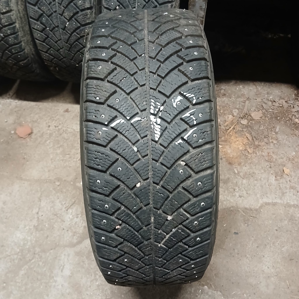 205/55R16 94Q BFGoodrich G-Force Stud Käytetty 6-7mm DOT-13