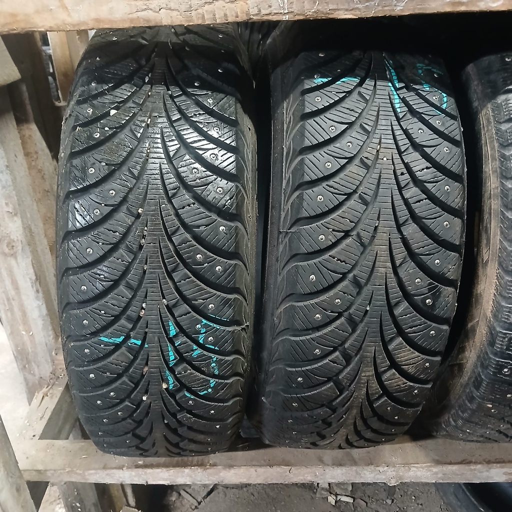 205/60R16 Sava Eskimo Stud Käytetty DOT-15 9-10mm