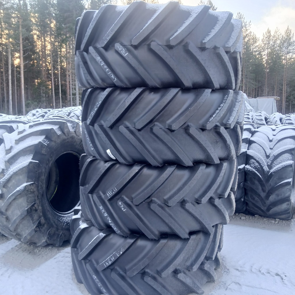 600/70 R28 157D/154E MICHELIN MACHXBIB Ajamaton DOT-24 (Poisto myynti)