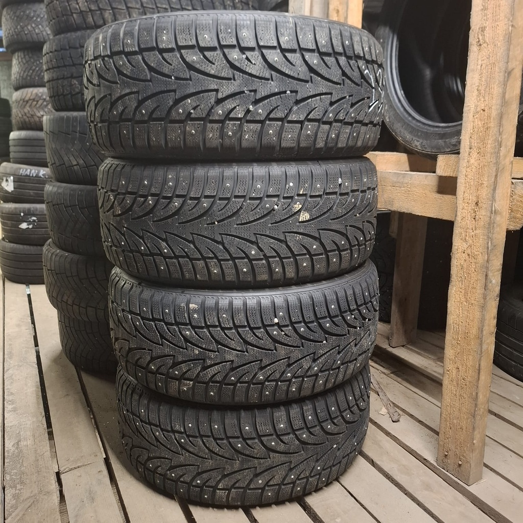 235/50R18 101T Sailun IceBlazer WST1 Käytetty nastarengas 5-7mm DOT-17