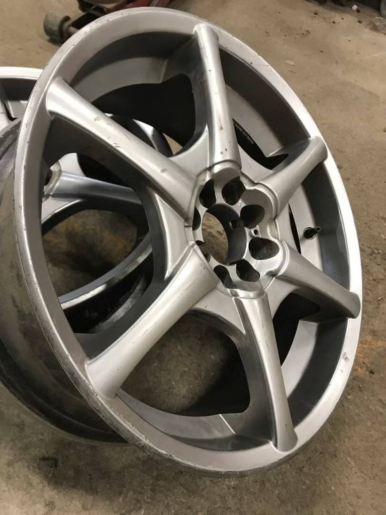 Käytetty vannesarja 4x100-108 ET 38 KR 72,5 7,5x18"