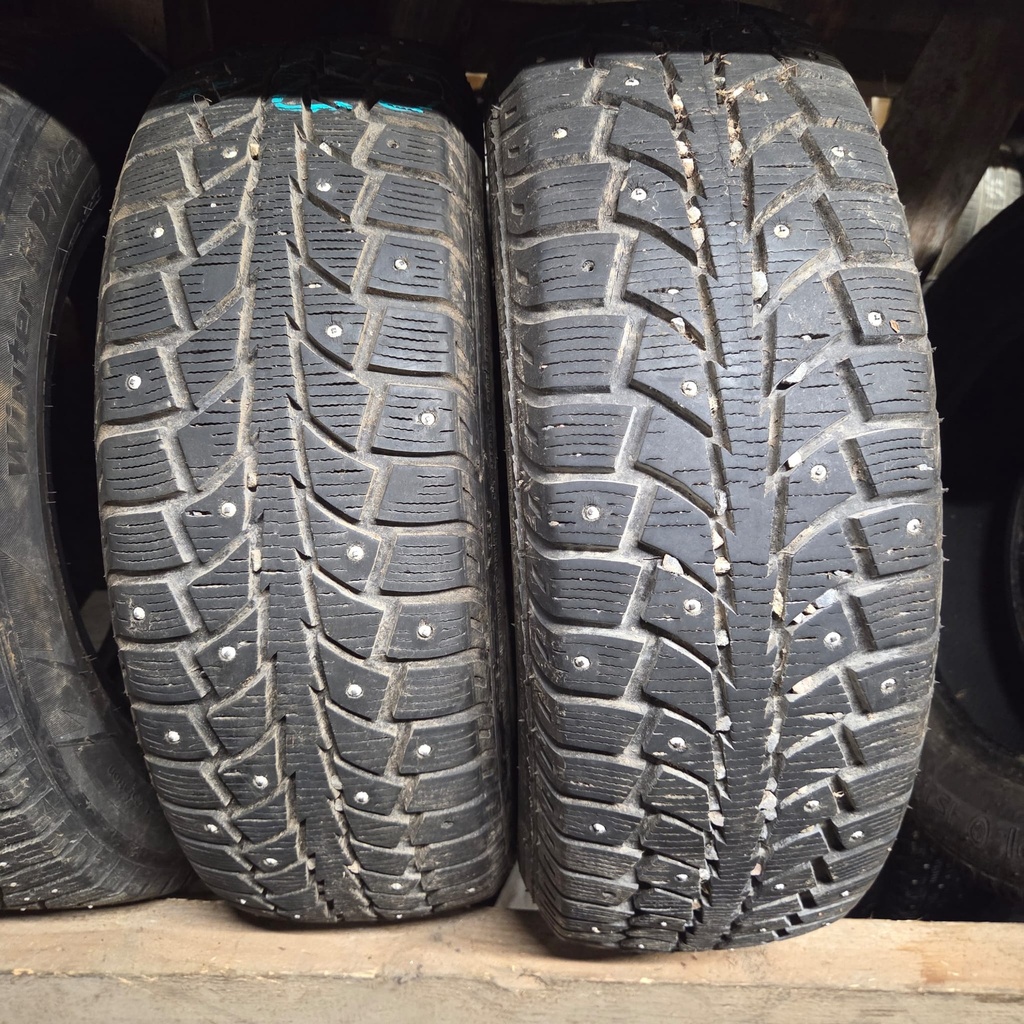 185/65R15 92T Lappi Jää-Ahma Käytetty nastarengas 8mm DOT-20