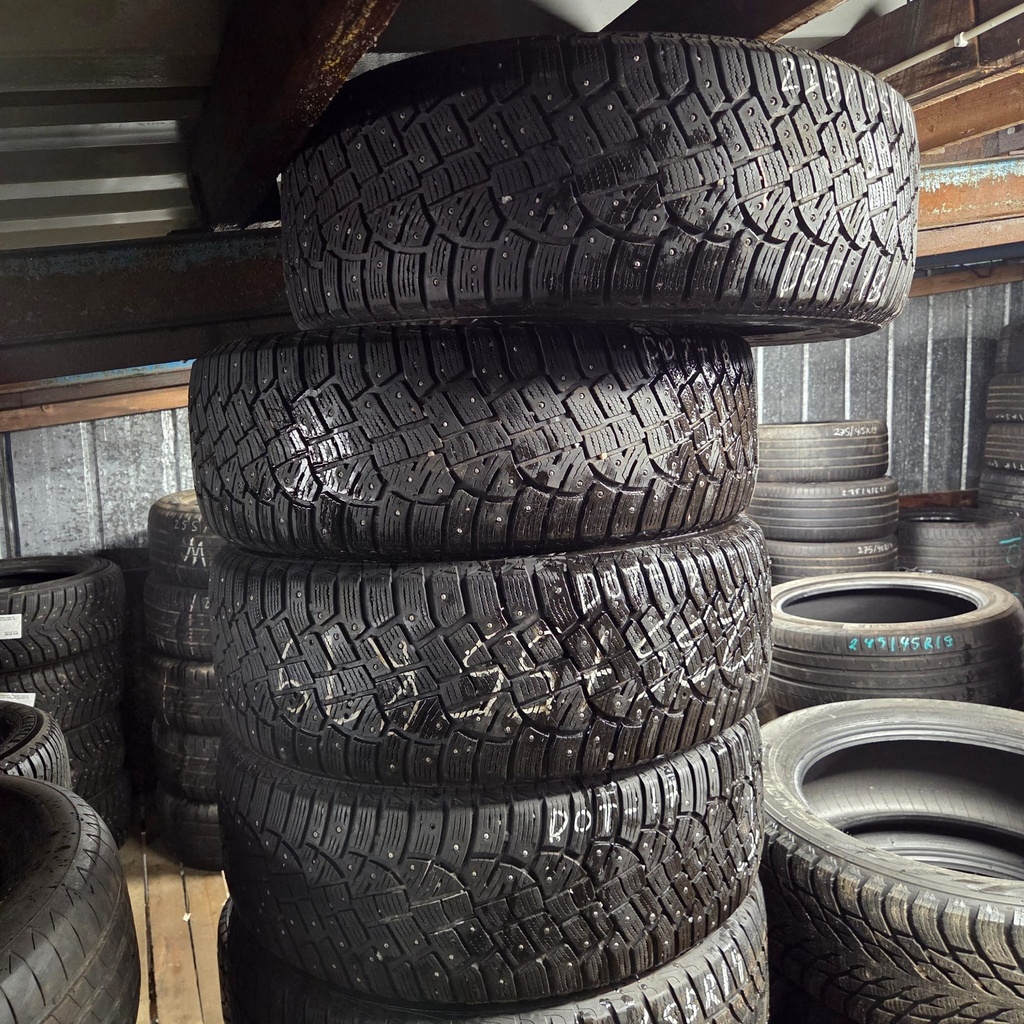 235/55R19 105T Continental IceContact 2 Käytetty nastarengas 5-6mm DOT-17 ja -18