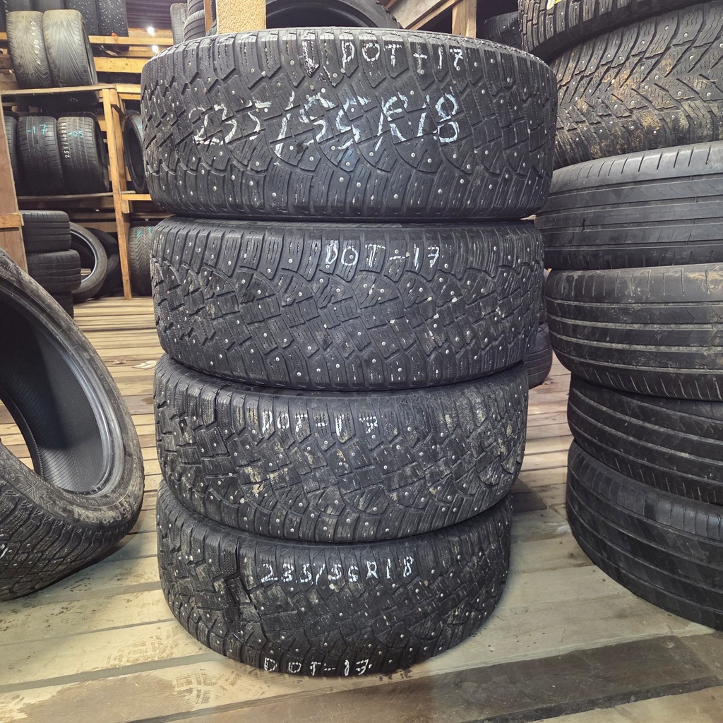 235/55R18 104T XL Continental IceContact 2 Käytetty nastarengas 4-5mm DOT-17