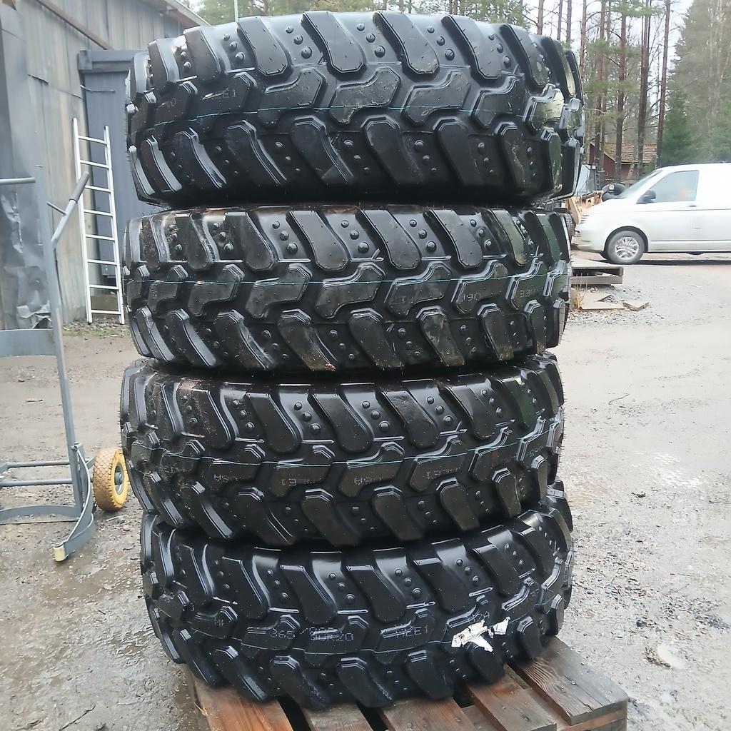 365/80R20 153A2/141B (14.5R20) Maxam MS910R DOT-17