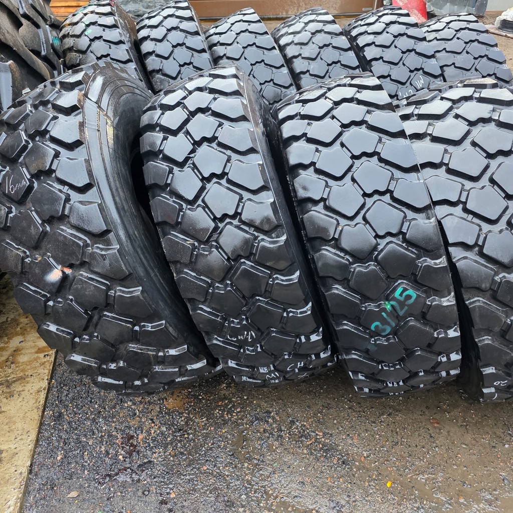 365/85R20 164G MICHELIN XZL Käytetty KA-rengas 16mm