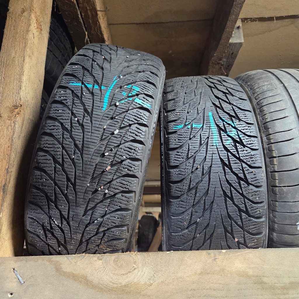 195/55R16 91R Nokian Hakkapeliitta R2 Käytetty kitkarengas 5-6mm DOT-17