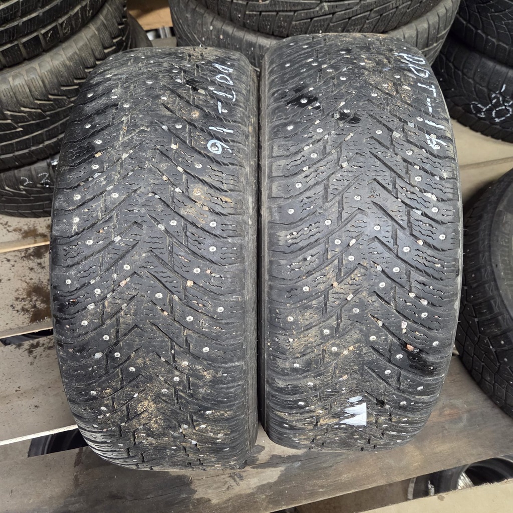 225/55R17 97T Nokian Hakkapeliitta 8 RunFlat Käytetty nastarengas 6,5mm DOT-16