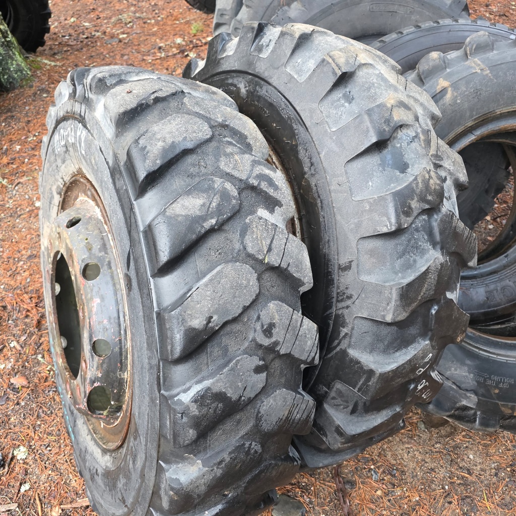 10.00-20 16pr Käytetyt kaivinkoneen rengas vanteella, uudella sisärenkaalla kasattu PJ: 10x335 KR:221mm