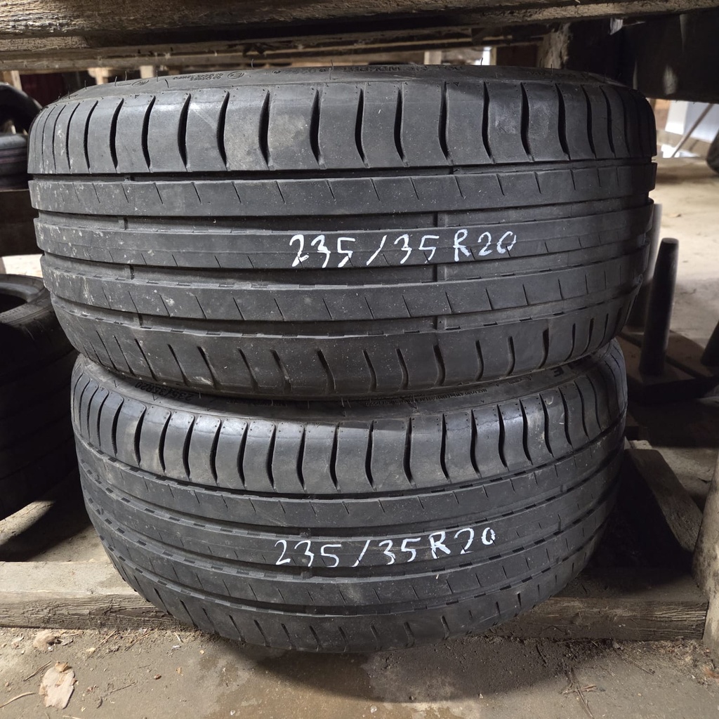 235/35R20 92Y Triangle EffexSport TH202 Käytetty kesärengas 5,5mm DOT-24 (laita kuluneet)
