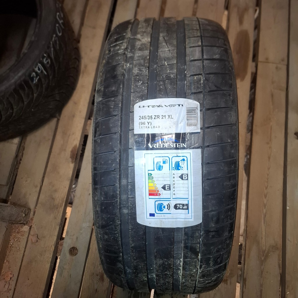 245/35ZR21 96Y Vredestein Ultrac Vort Ajamaton kesärengas DOT-20