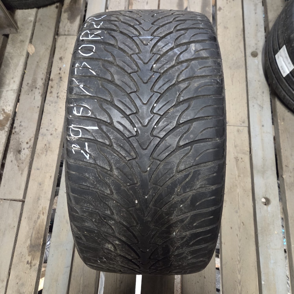 295/30ZR22 103Y Atturo AZ800 Käytetty kesärengas 6,5mm DOT-13