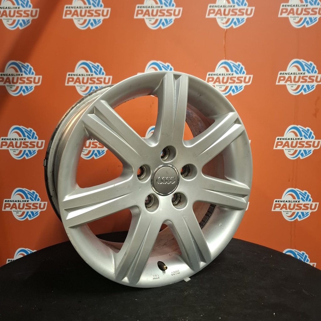 Käytetty AUDI vannesarja 5x112 ET 42 KR 57,1 7x16"