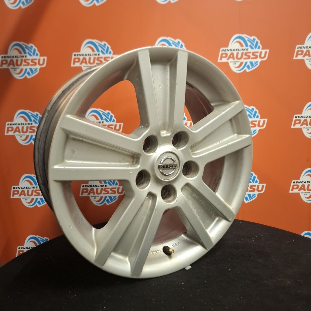 Käytetty NISSAN vannesarja 5x114,3 ET 40 KR 66,1 6,5x16"