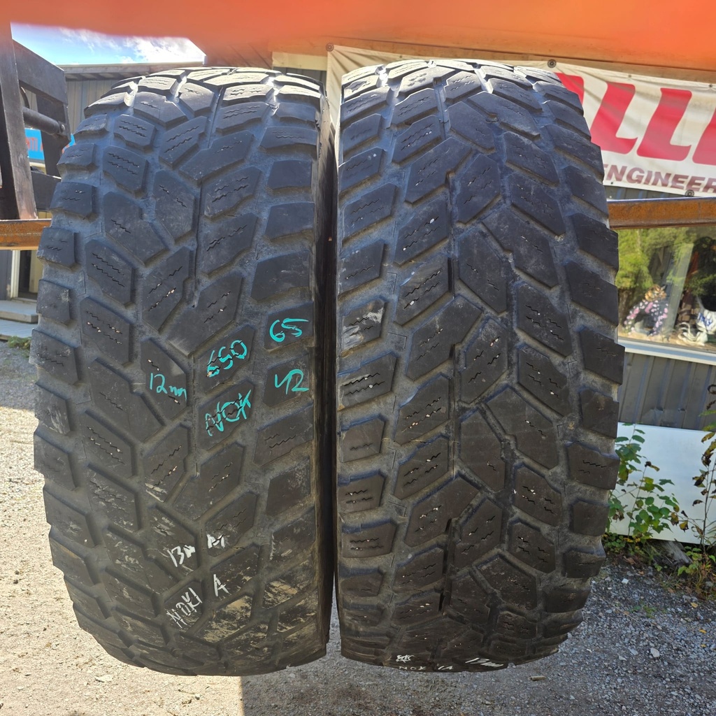 650/65R42 176A8/171D Nokian HKPL TRI Käytetty palapintarengas 13mm DOT-21