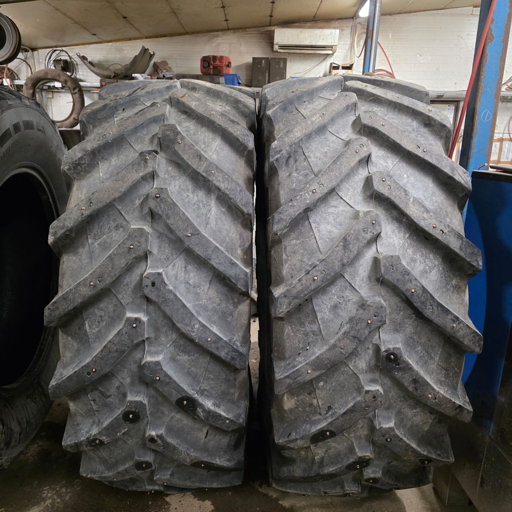 650/65R42 158D Trelleborg TM800 Käytetty rengas 41mm DOT-19