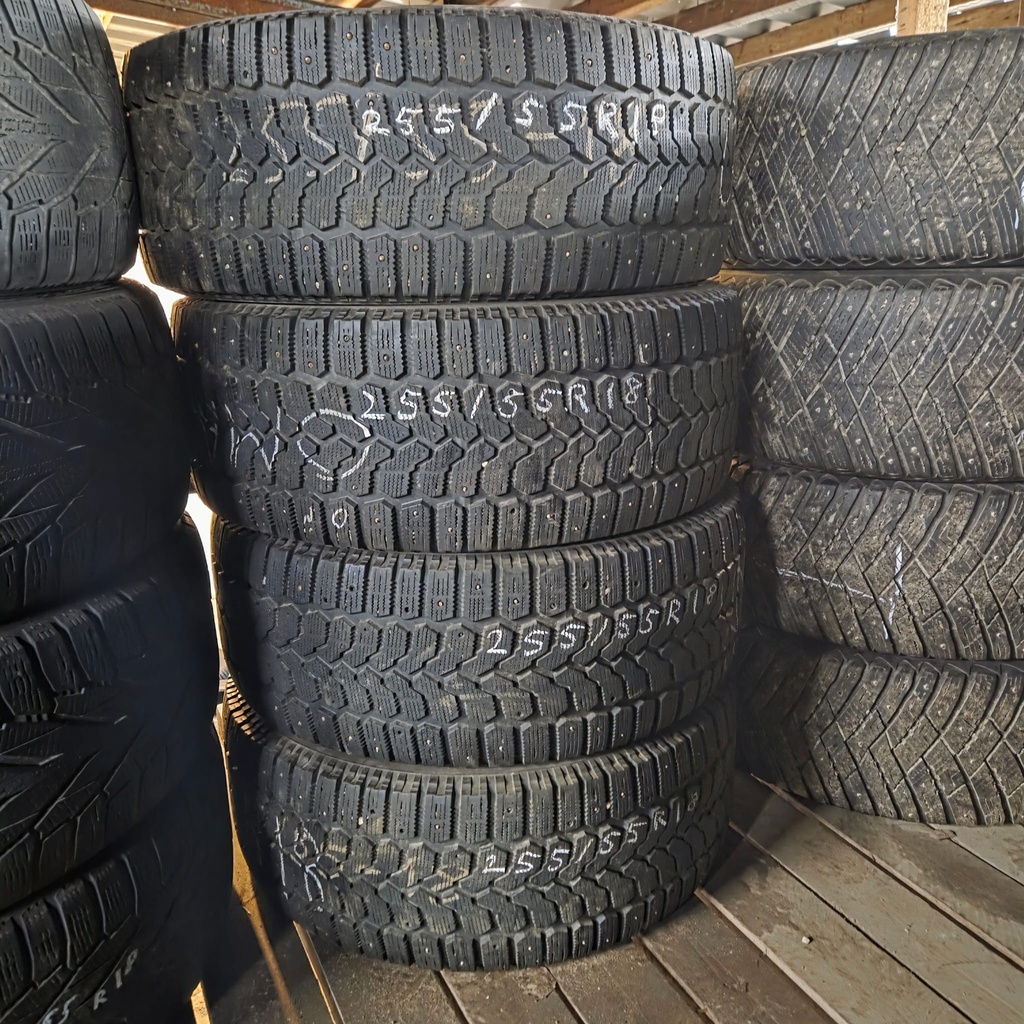 255/55R18 109Q Yokohama Ice Guard Käytetty nastarengas 6-7mm DOT-07