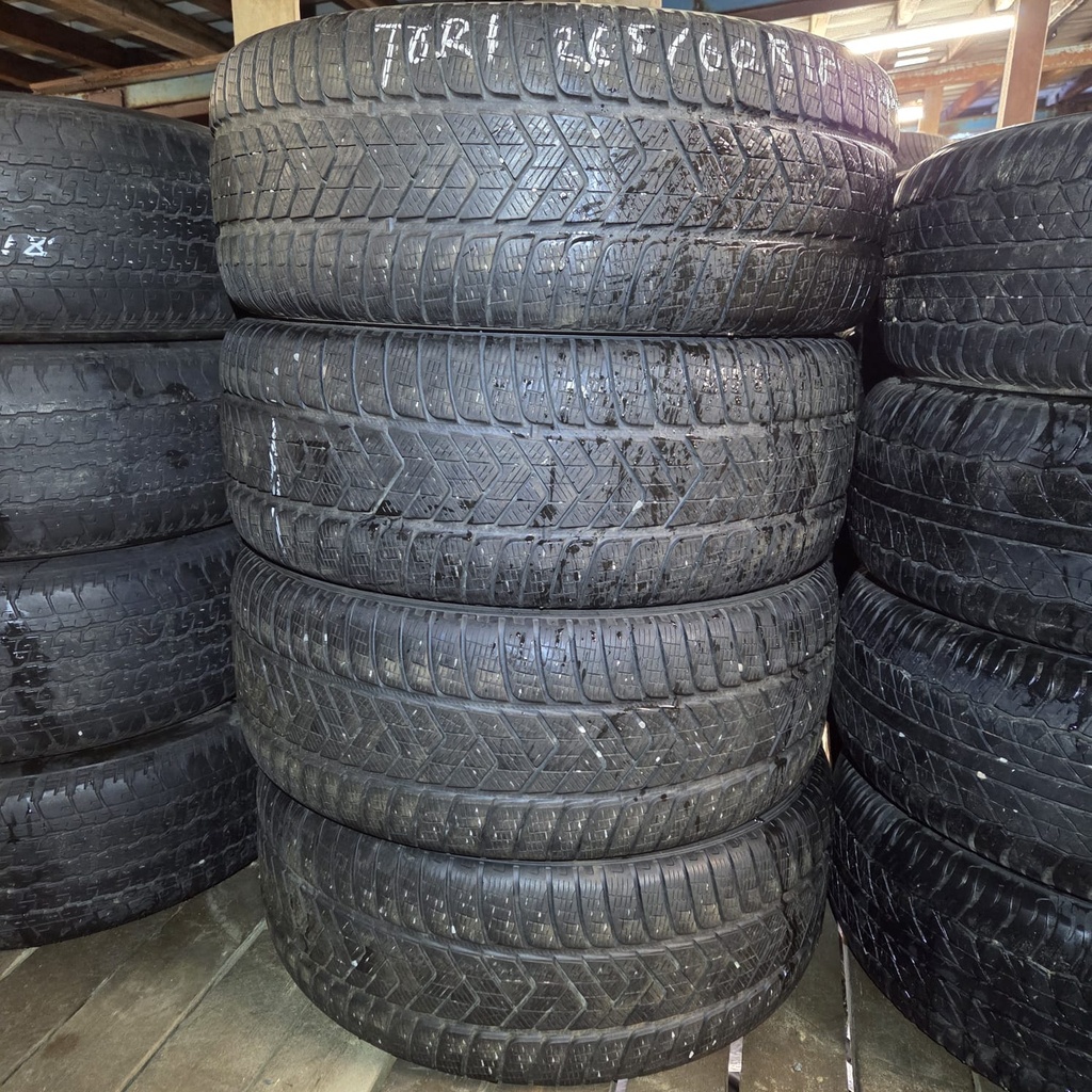 265/60R18 114H Pirelli Scorpion Winter Käytetty kitkarengas 6,5-7mm DOT-22