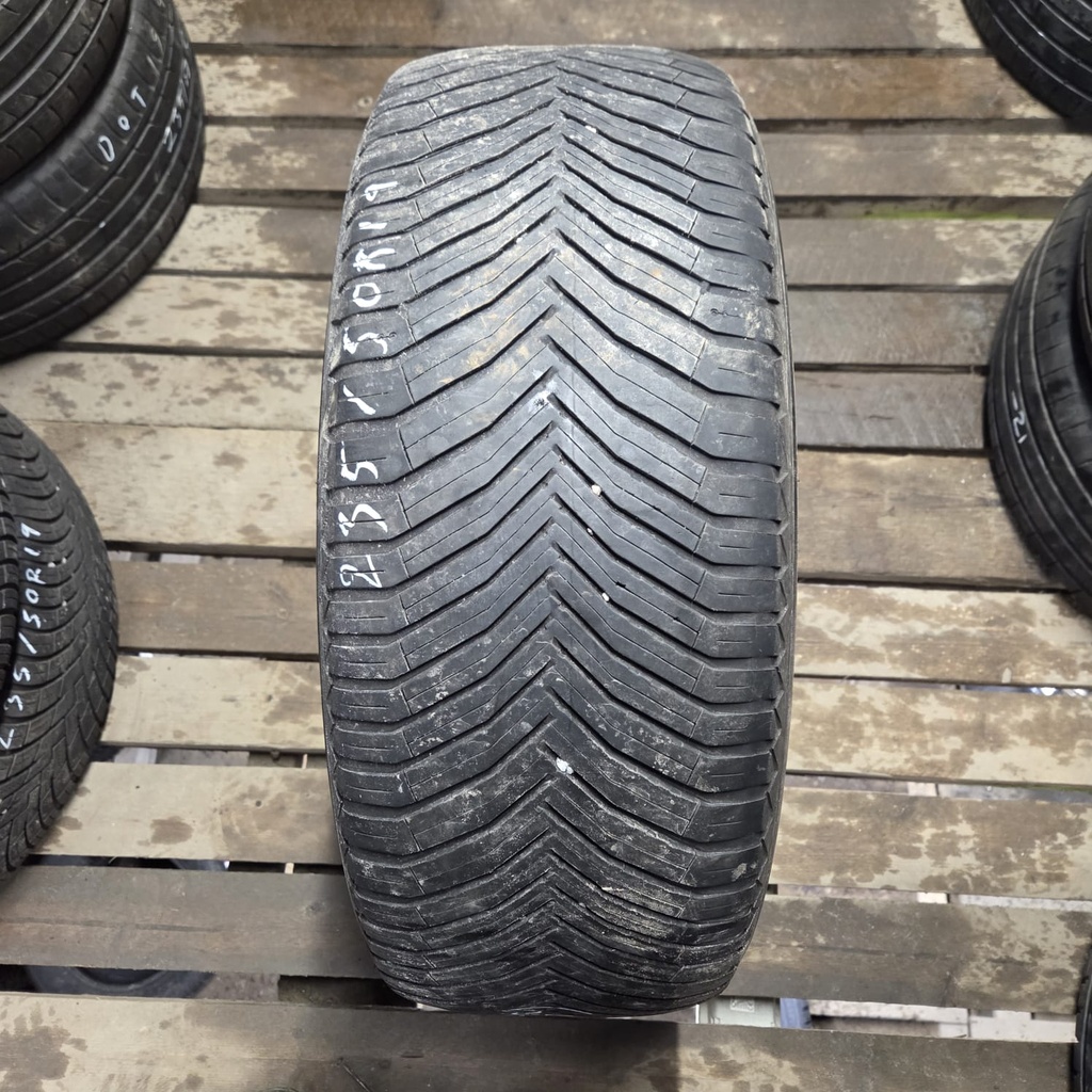 235/50R19 103H Michelin CrossClimate 2 SUV Käytetty kesärengas 4,5mm DOT-22