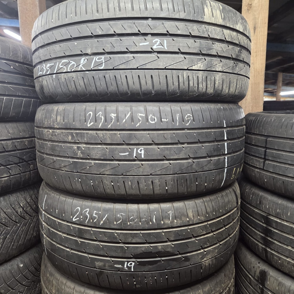 235/50R19 99V Hankook Ventus S1 Evo2 SUV Käytetty kesärengas 4-5mm DOT-19 ja -21