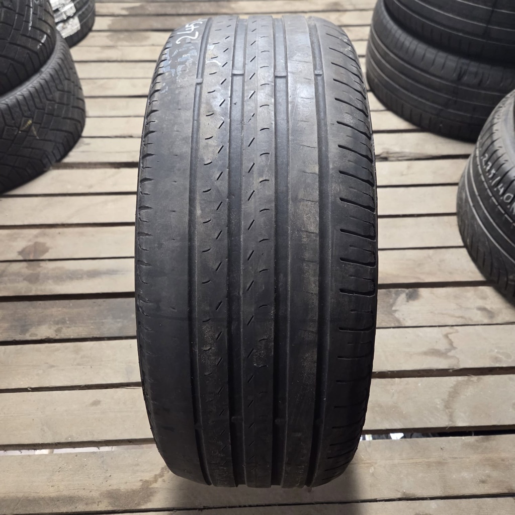 245/40R19 98Y Pirelli Cinturato P7 Runflat Käytetty kesärengas 4,5mm DOT-18 (Toinen laita kulunu)