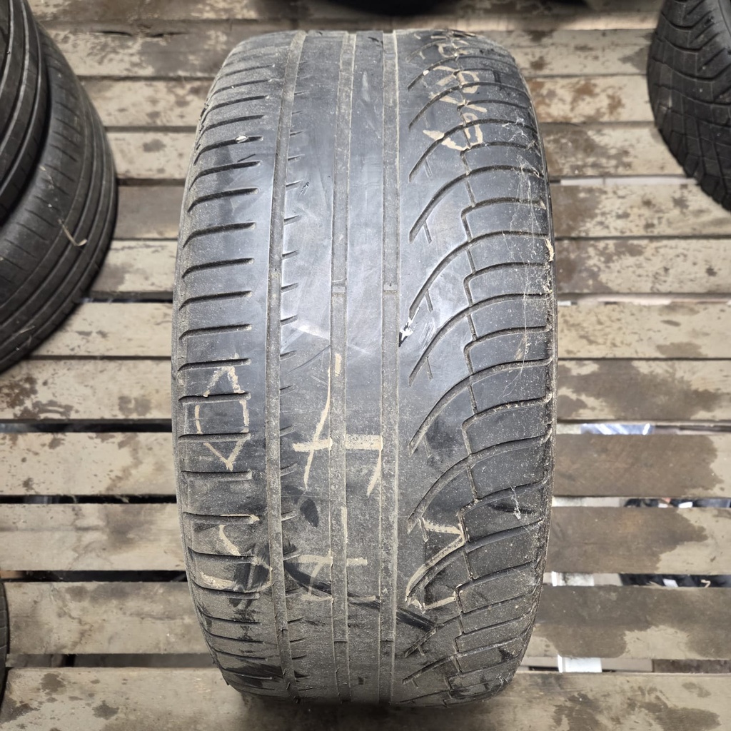 275/40R19 101Y Michelin Pilot Primacy Käytetty kesärengas 3mm DOT-06