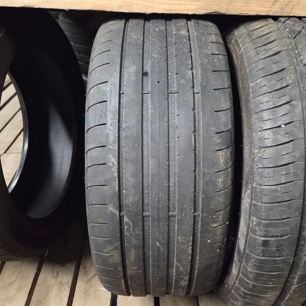 245/45R18 98Y Goodyear Eagle F1 Käytetty kesärengas 3,5mm DOT-18
