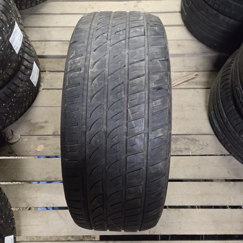 235/50R18 97V Gislaved Ultra Speed SUV Käytetty kesärengas 4mm DOT-15