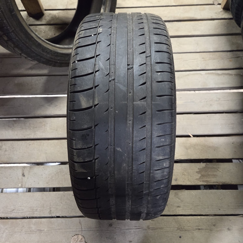 235/45R18 98Y Triangle Sportex TSH11 Käytetty kesärengas 3mm DOT-19