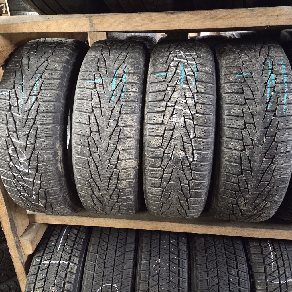 225/60R18 104T XL Nokian Hakkapeliitta 7 SUV Käytetty nastarengas 8-8,5mm DOT-11