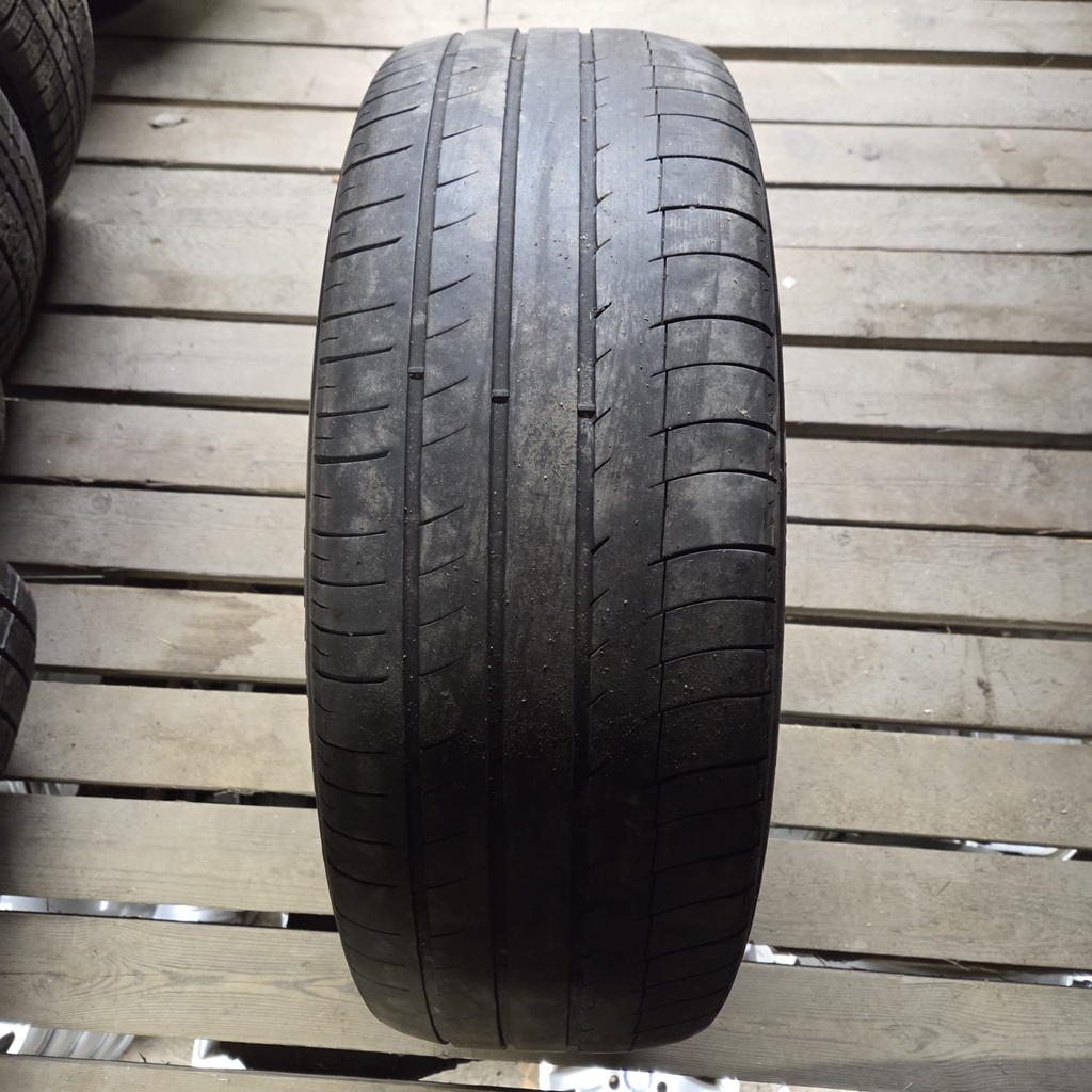 225/60R18 100H Michelin Latitude Sport Käytetty kesärengas 3,5mm DOT-13