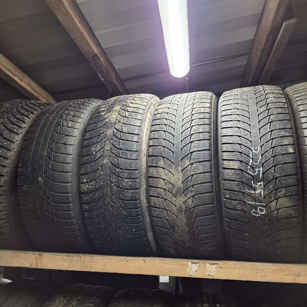 225/55R18 102R Triangle Snowlink Käytetty kitkarengas 5-7mm DOT-23