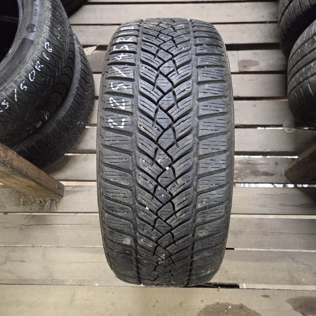 225/45R18 95V Fulda Kristall Control HP2 Käytetty kitkarengas 7mm DOT-20