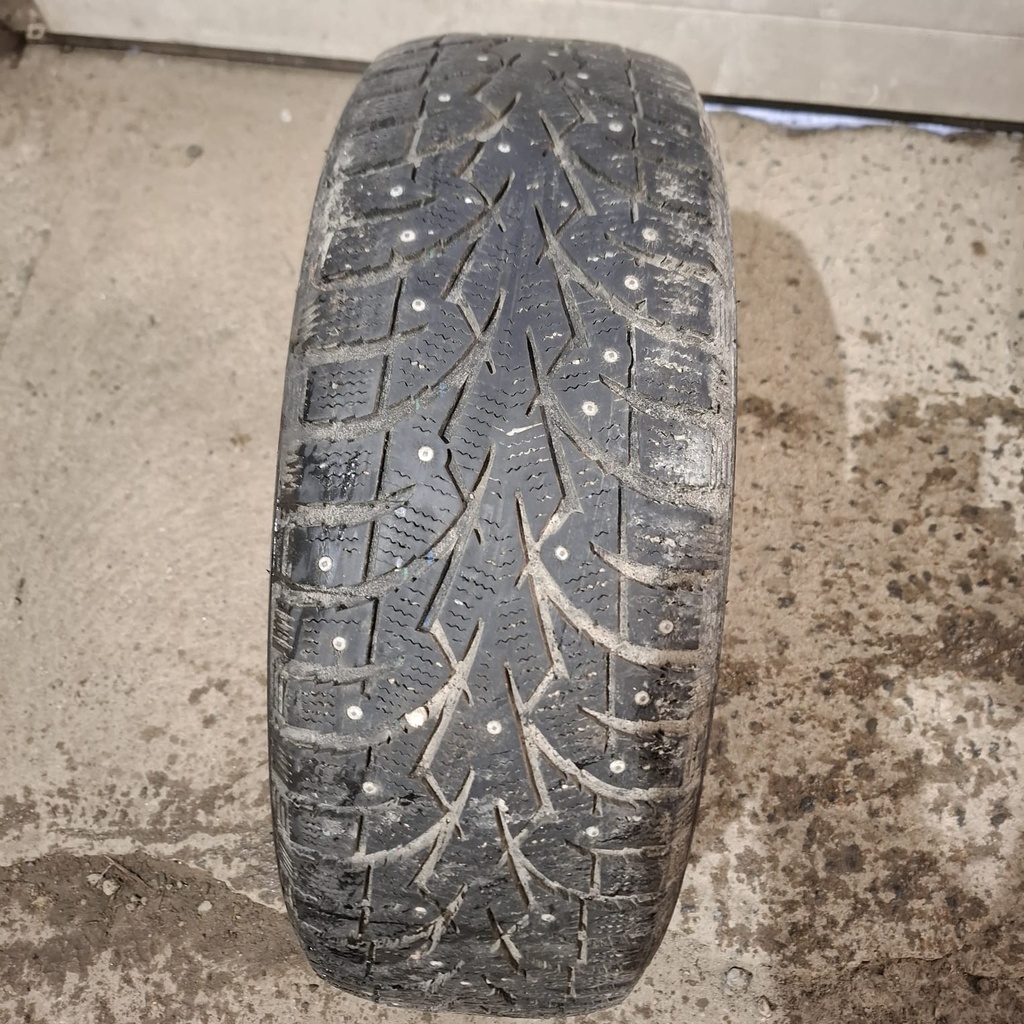 195/65R15 91T Toyo Observe G3-ice Käytetty nastarengas 6mm DOT-17