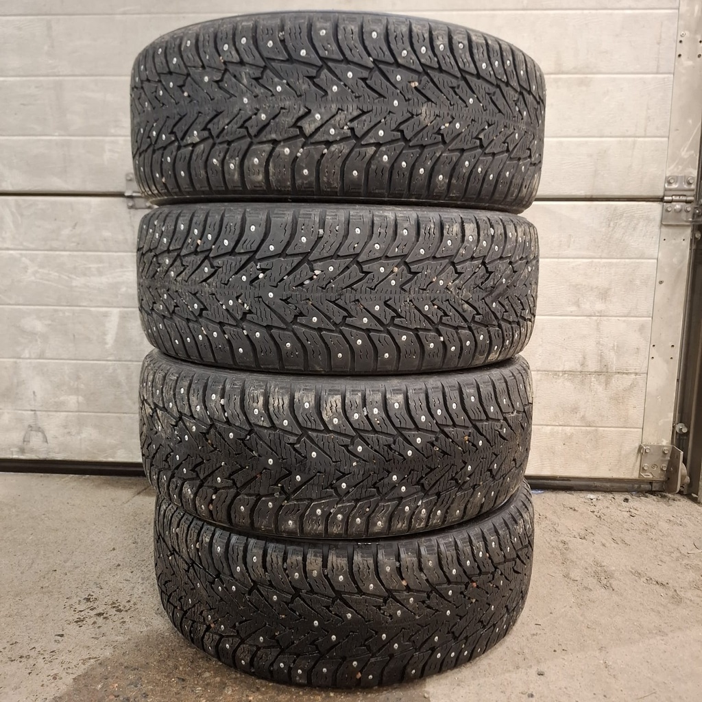 205/55R16 94T Bridgestone Noranza 001 Käytetty nastarengas 5,5-7mm DOT-16