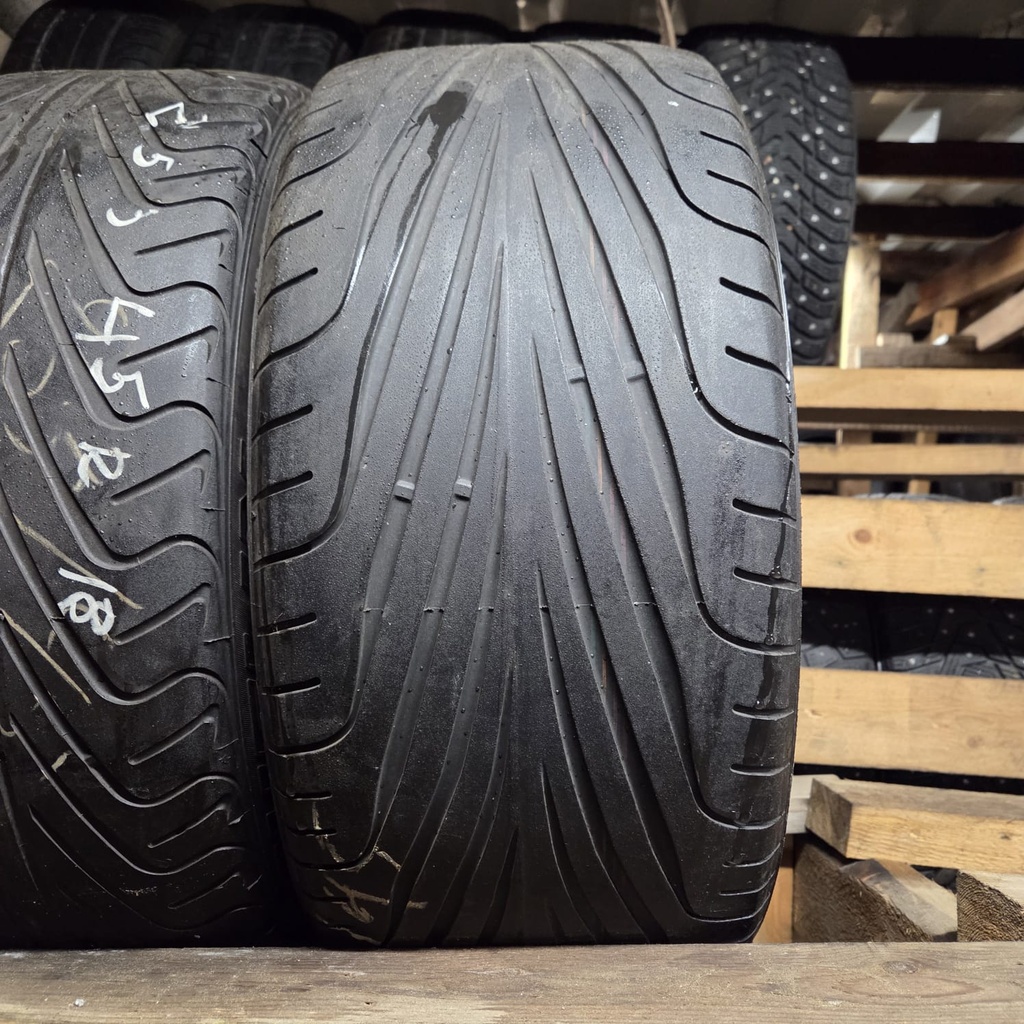 255/45ZR18 Goodyear Eagle F1 Käytetty kesärengas 3mm DOT-02