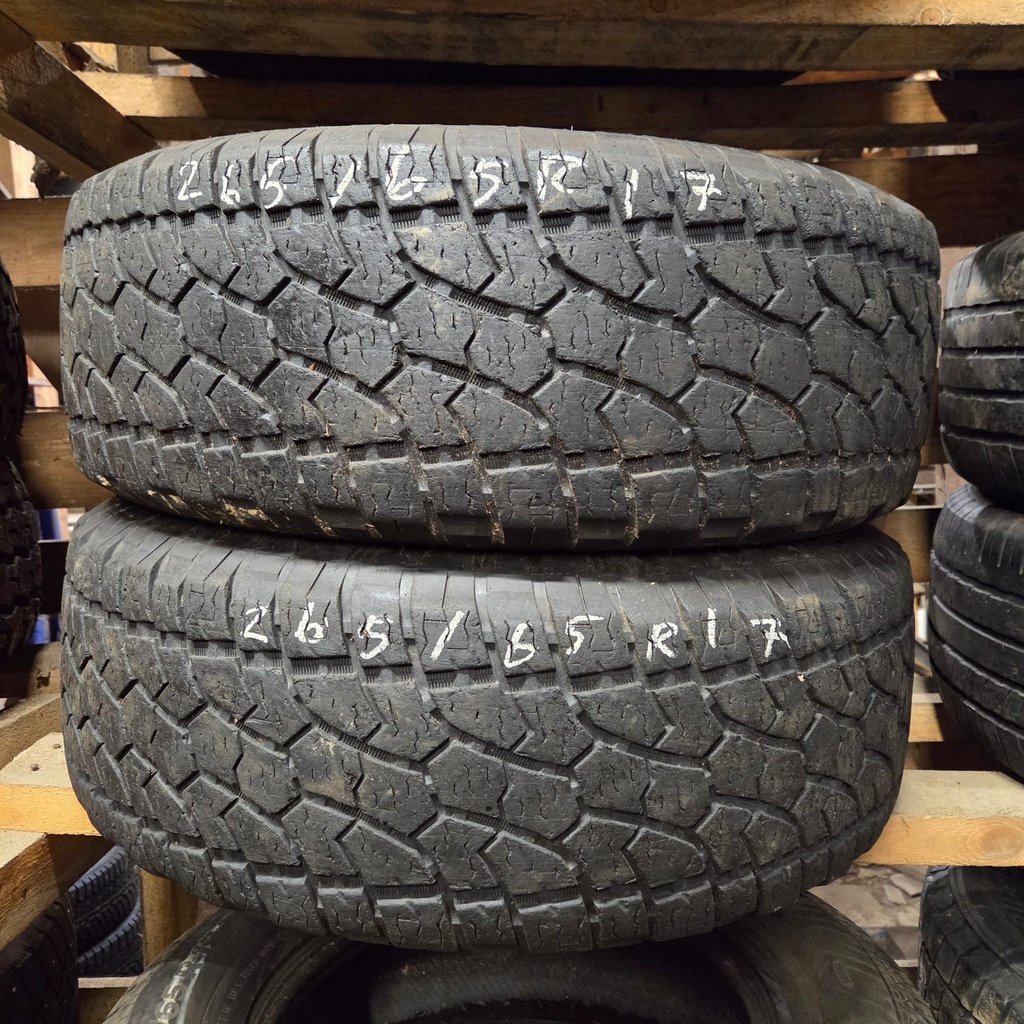 265/65R17 116T XL Radar Renegade A/T 5 Käytetty kesärengas 5,5-6mm DOT-22