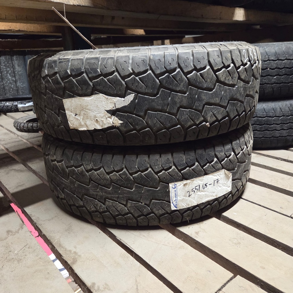 P255/65R17 110T Hankook Dynapro AT M Käytetty kesärengas 4,5-5mm DOT-15