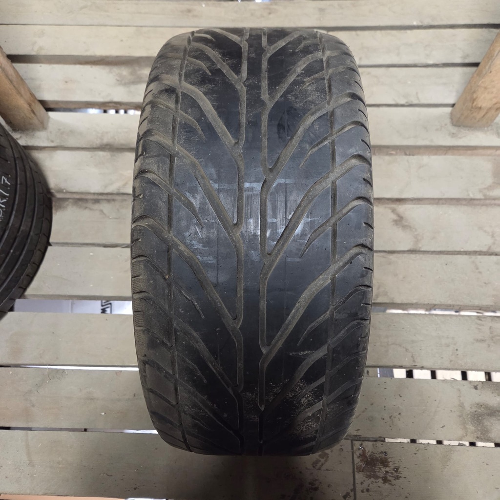 255/40ZR17 94W Avon ZZ1 Käytetty kesärengas 7mm DOT-98