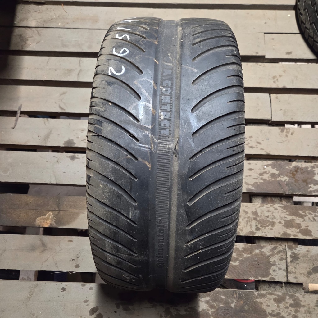 265/40ZR17 Continental AquaContact Käytetty kesärengas 5,5mm DOT-91