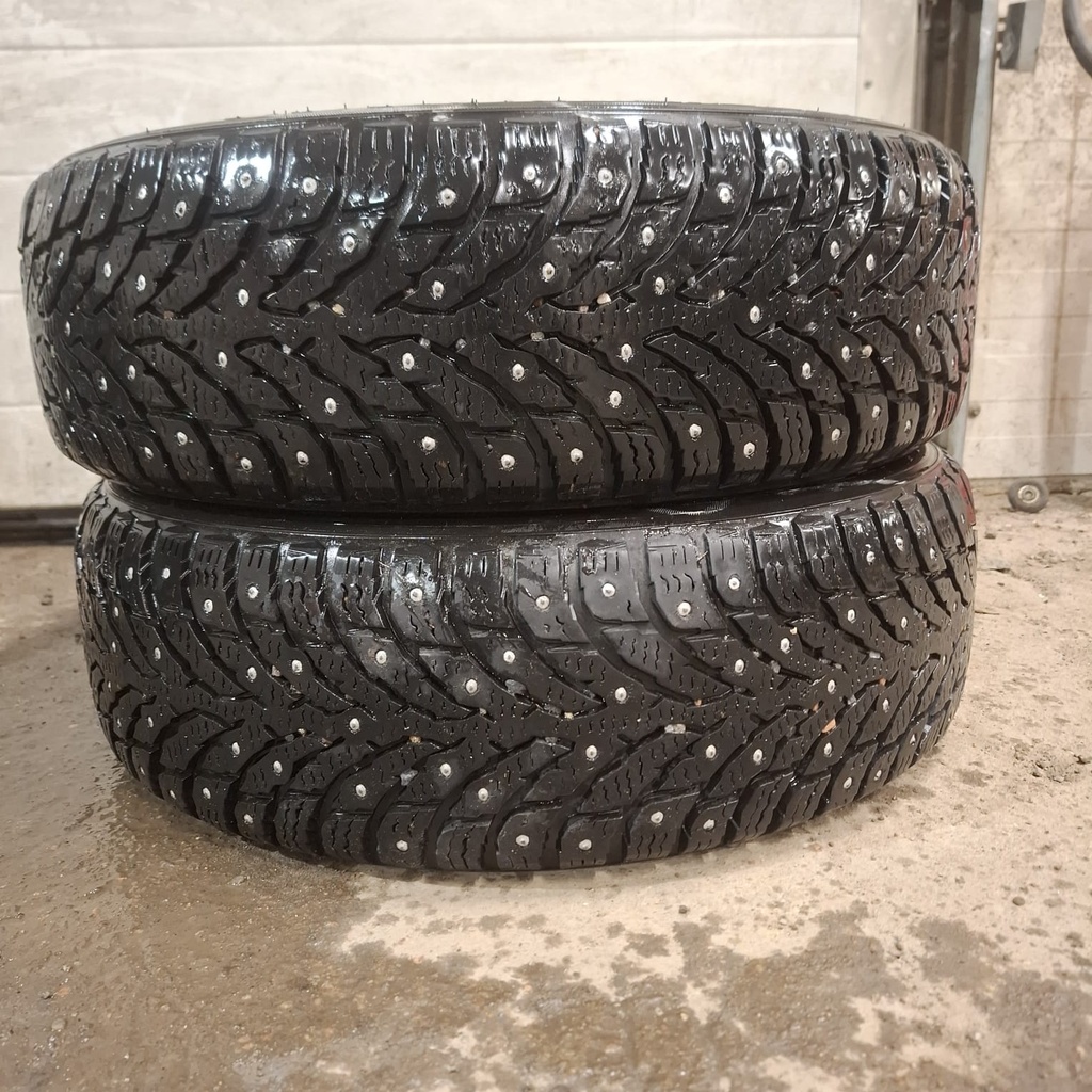 185/65R15 92T Nokian Hakkapeliitta 9 Käytetty nastarengas 6mm DOT-19