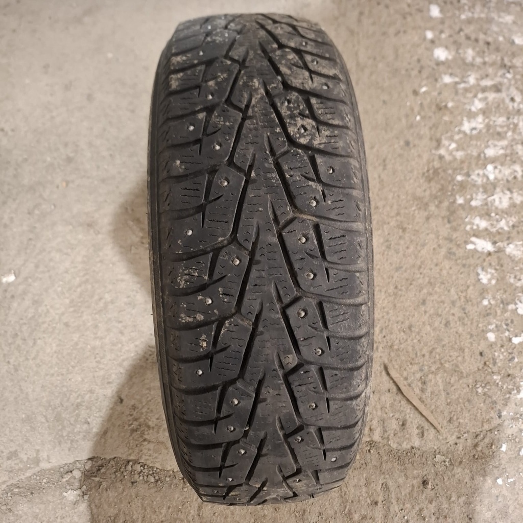 185/60R15 88T Yokohama Iceguard IG55 Käytetty nastarengas 5mm DOT-19