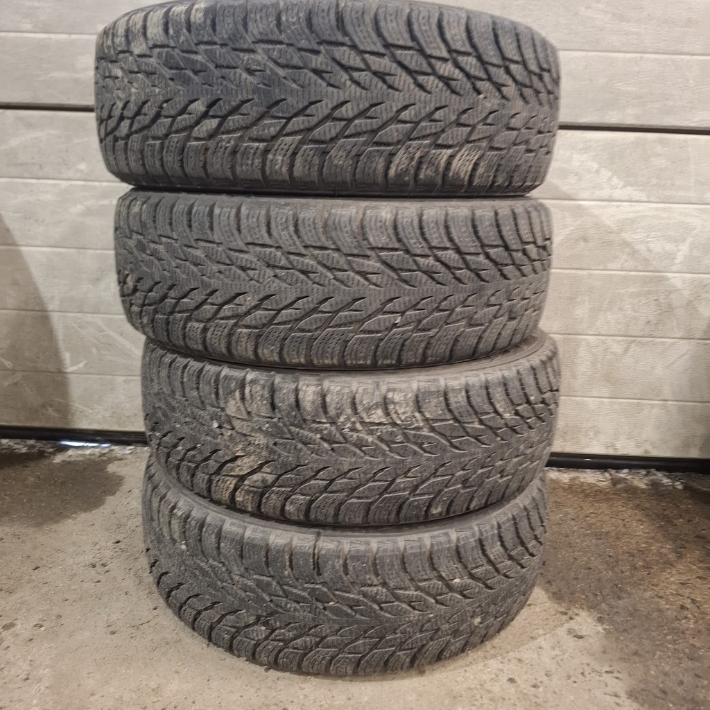 175/65R15 88R Nokian Tyres Hakkapeliitta R3 Käytetty kitkarengas 6-7mm DOT-18